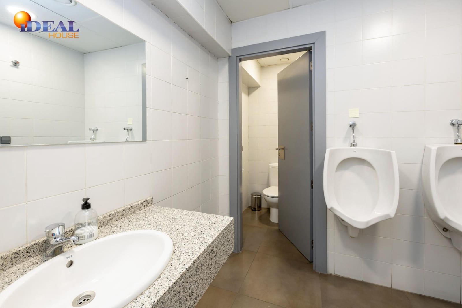 Bedrift til salgs i Peligros - € 2 300 000 (Ref: 9433920)