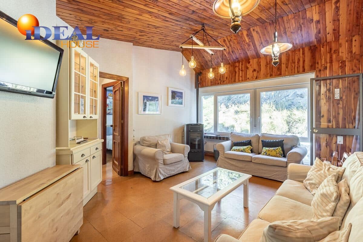 3 bedroom Penthouse for sale in Sierra Nevada with garage - € 230,000 (Ref: 9433921)