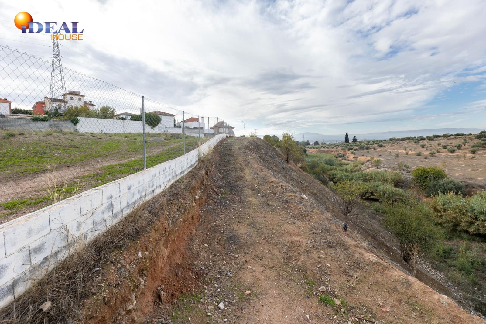 Building Plot for sale in Peligros - € 338,000 (Ref: 9433922)