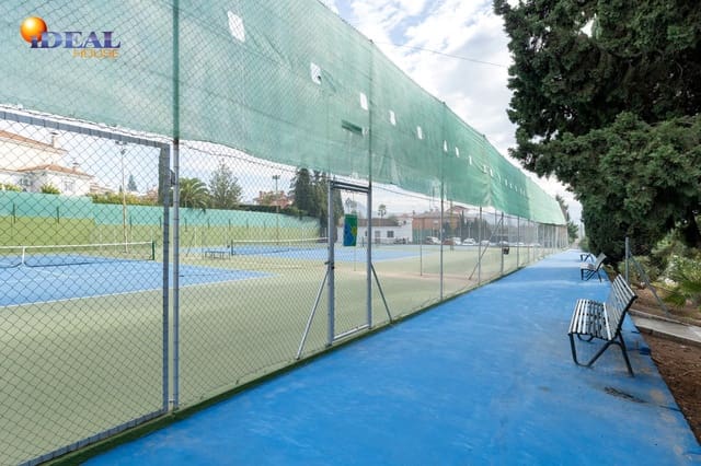 Solar/Parcela en Peligros en venta - 338.000 € (Ref: 9433922)