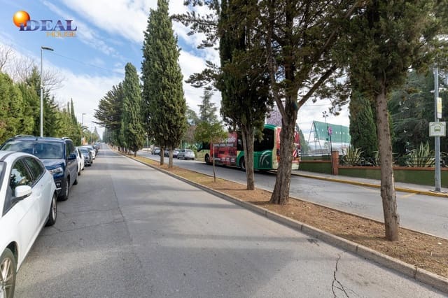 Solar/Parcela en Peligros en venta - 338.000 € (Ref: 9433922)