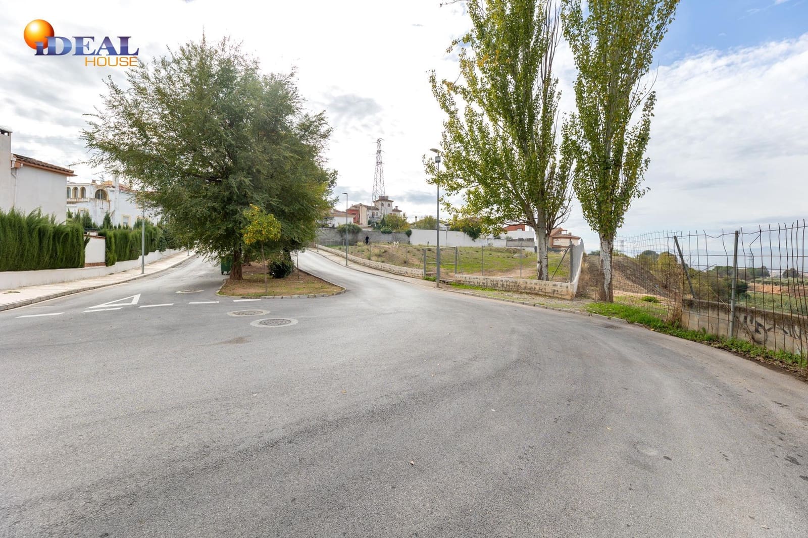 Building Plot for sale in Peligros - € 338,000 (Ref: 9433922)