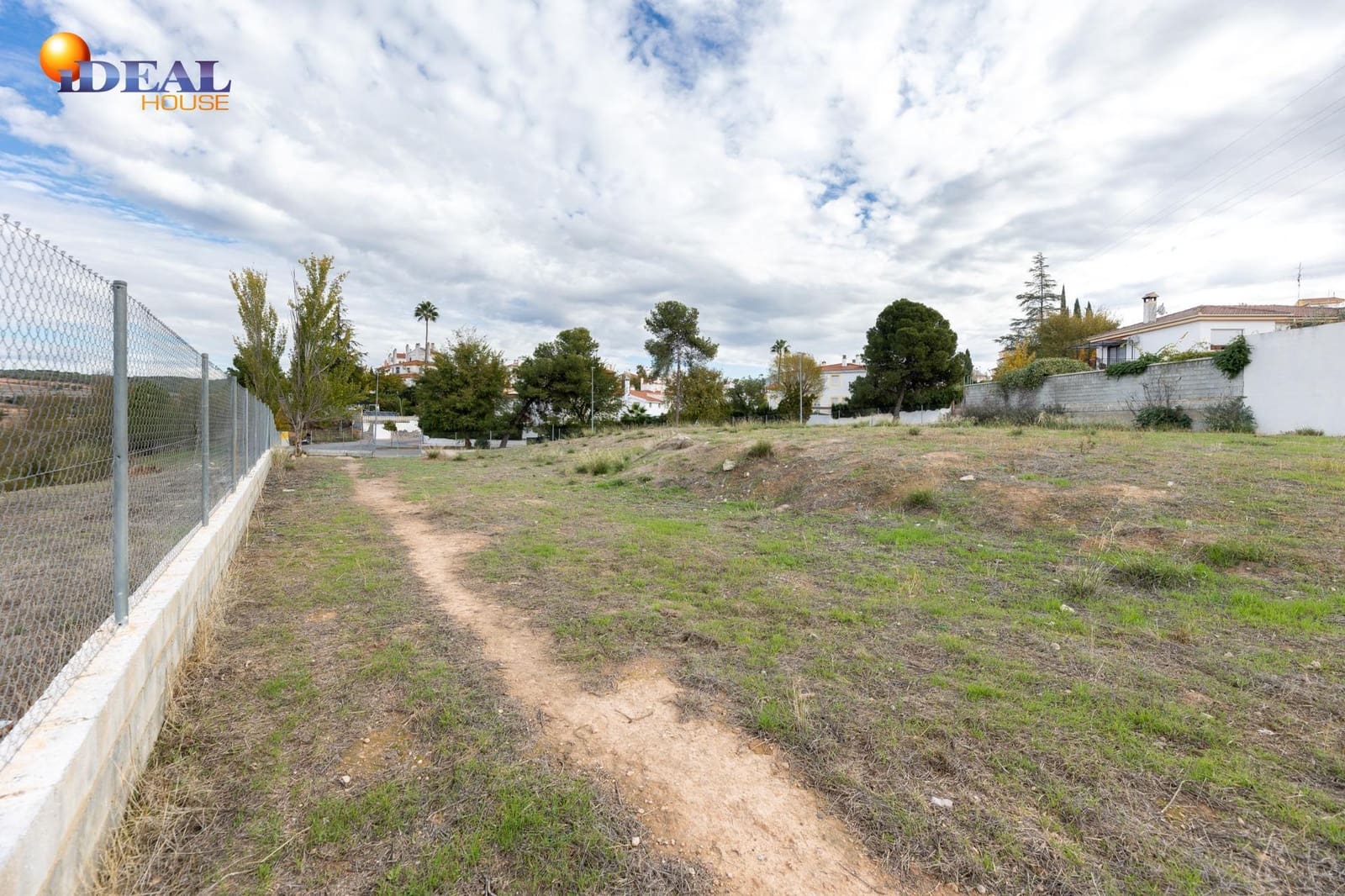Building Plot for sale in Peligros - € 338,000 (Ref: 9433922)