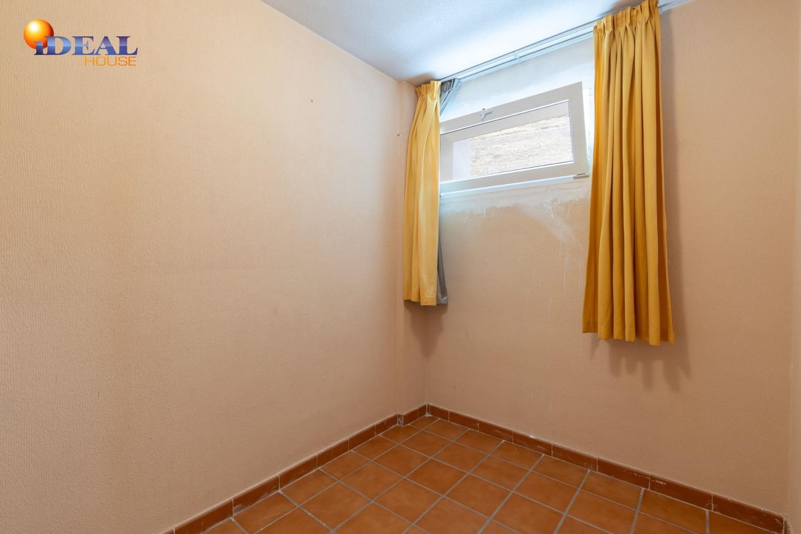 1 slaapkamer Appartement te koop in Sierra Nevada met garage - € 119.900 (Ref: 9433925)