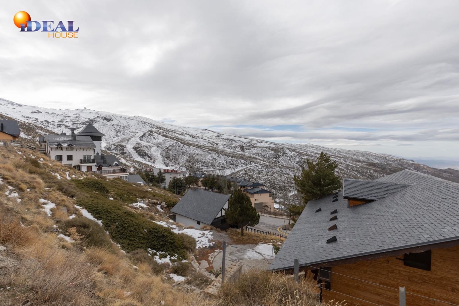 1 slaapkamer Appartement te koop in Sierra Nevada met garage - € 119.900 (Ref: 9433925)