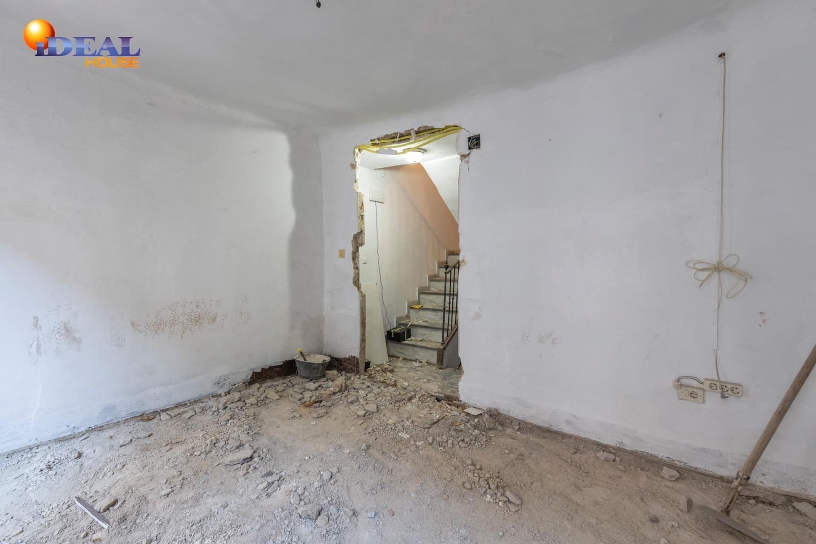 1 quarto Casa em Banda para venda em Granada cidade - 395 000 € (Ref: 9433926)