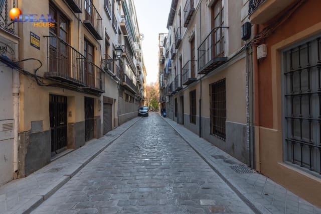 1 quarto Casa em Banda para venda em Centro, Granada cidade - 395 000 € (Ref: 9433926)