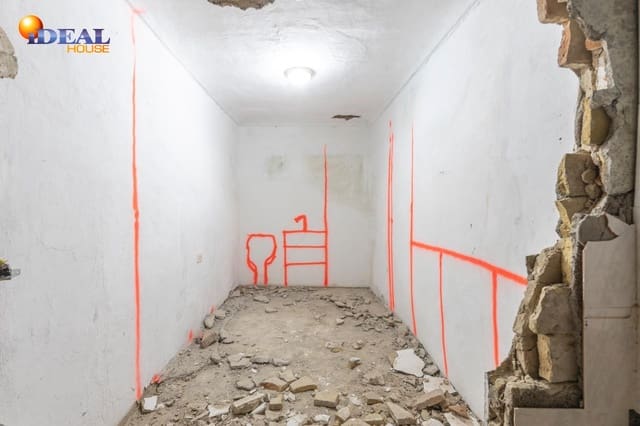 1 quarto Casa em Banda para venda em Centro, Granada cidade - 395 000 € (Ref: 9433926)