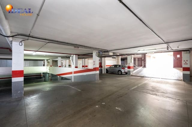 Garage for sale in Granada city - € 18,000 (Ref: 9433928)