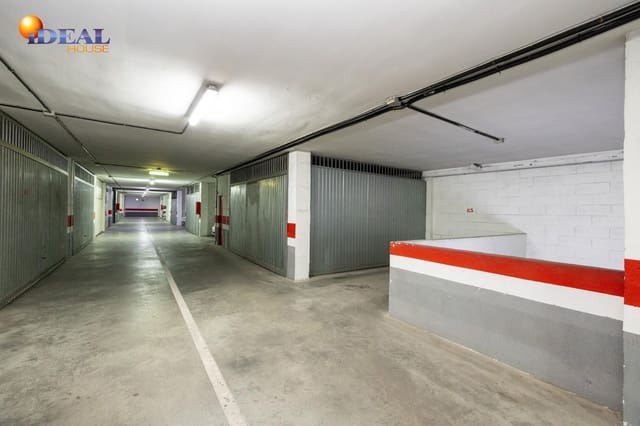 Garage for sale in Granada city - € 18,000 (Ref: 9433928)