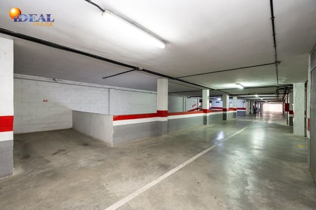 Garage for sale in Granada city - € 18,000 (Ref: 9433928)