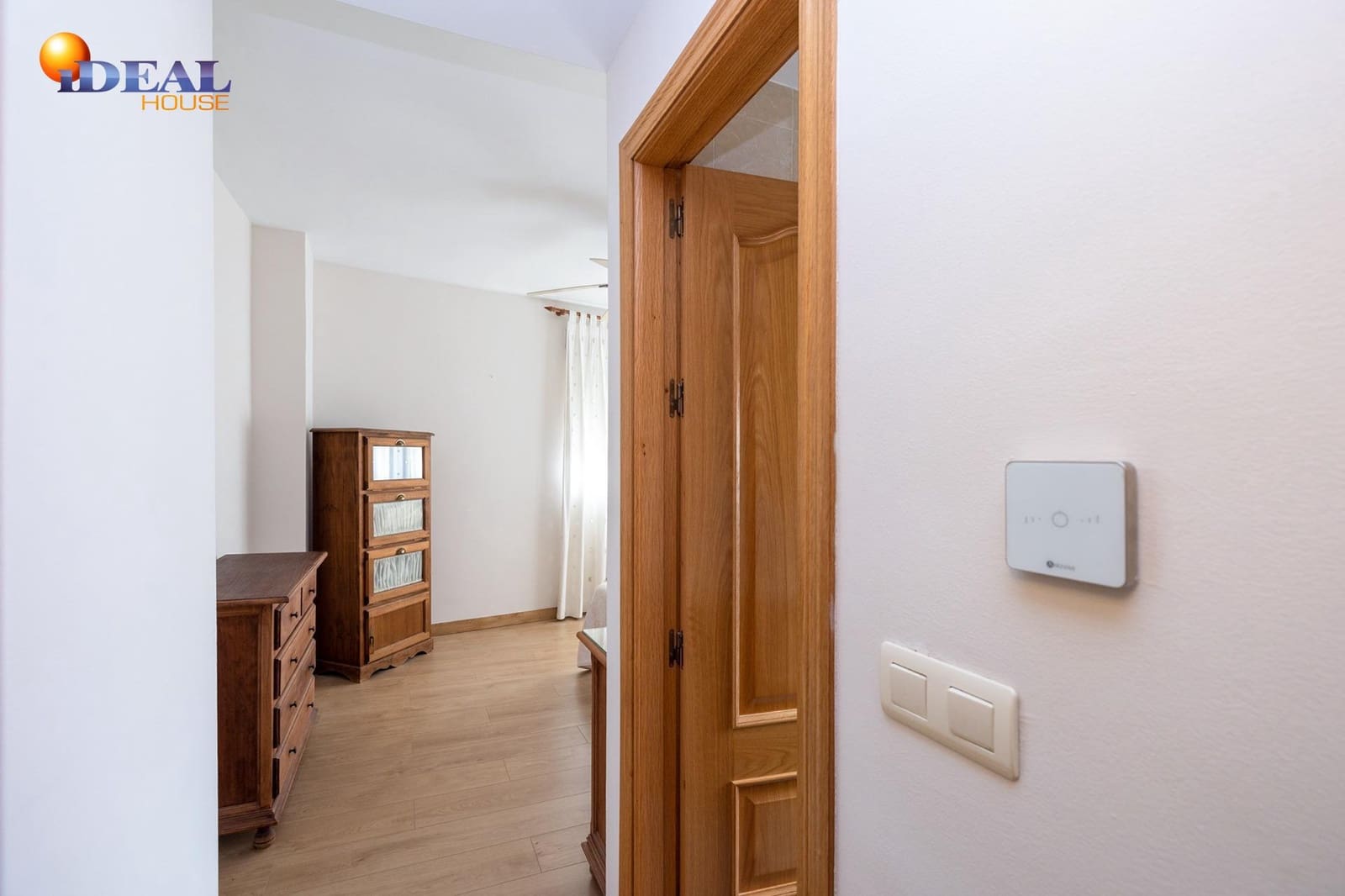 3 makuuhuone Rivitalo myytävänä paikassa Maracena mukana 
autotalli - 390 900 € (Ref: 9433930)