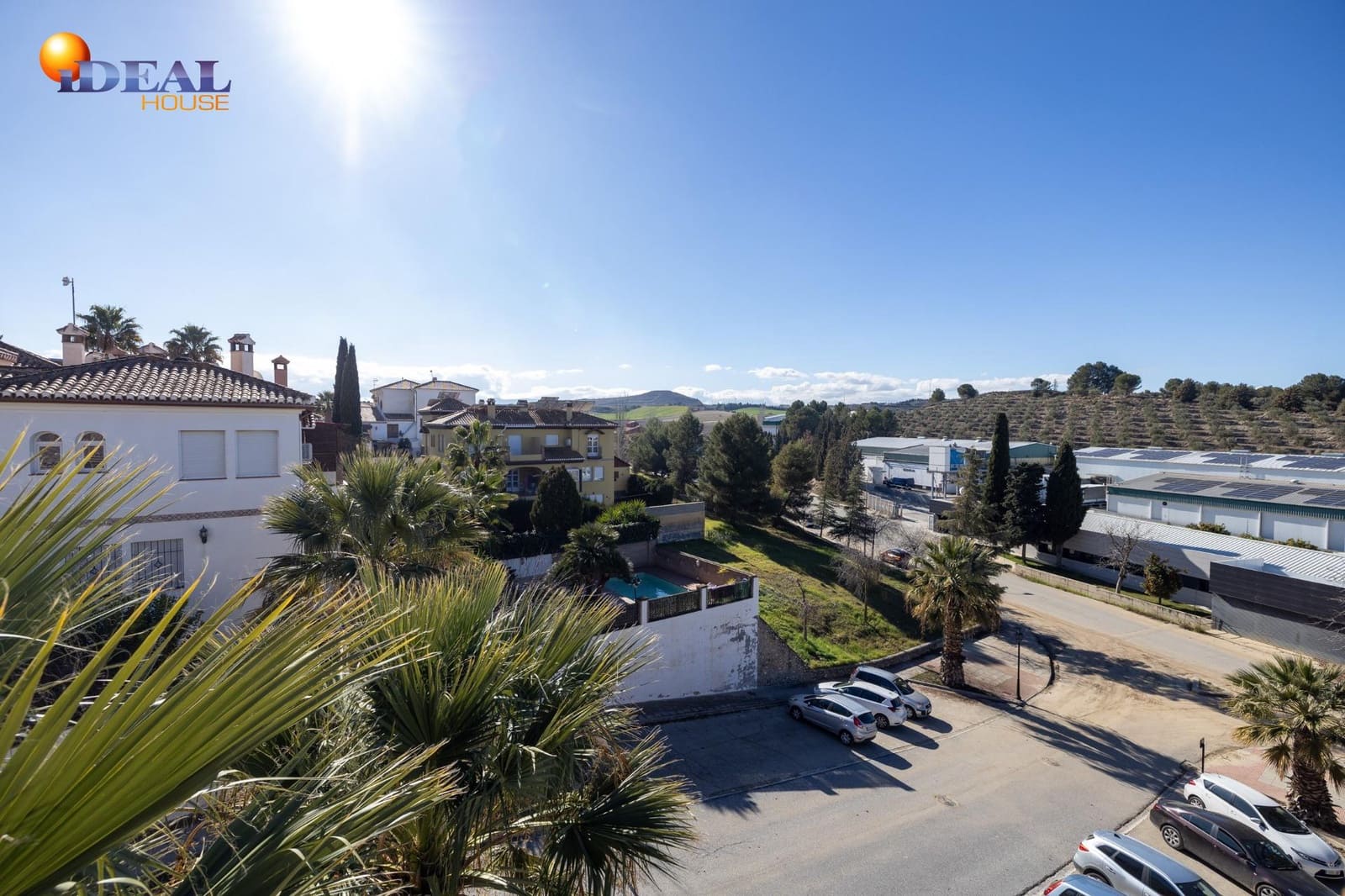 4 bedroom Villa for sale in Alhendin with pool garage - € 345,000 (Ref: 9433931)