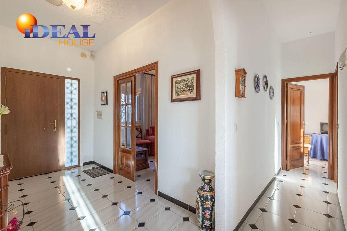 3 bedroom Villa for sale in Monachil with garage - € 289,900 (Ref: 9433934)