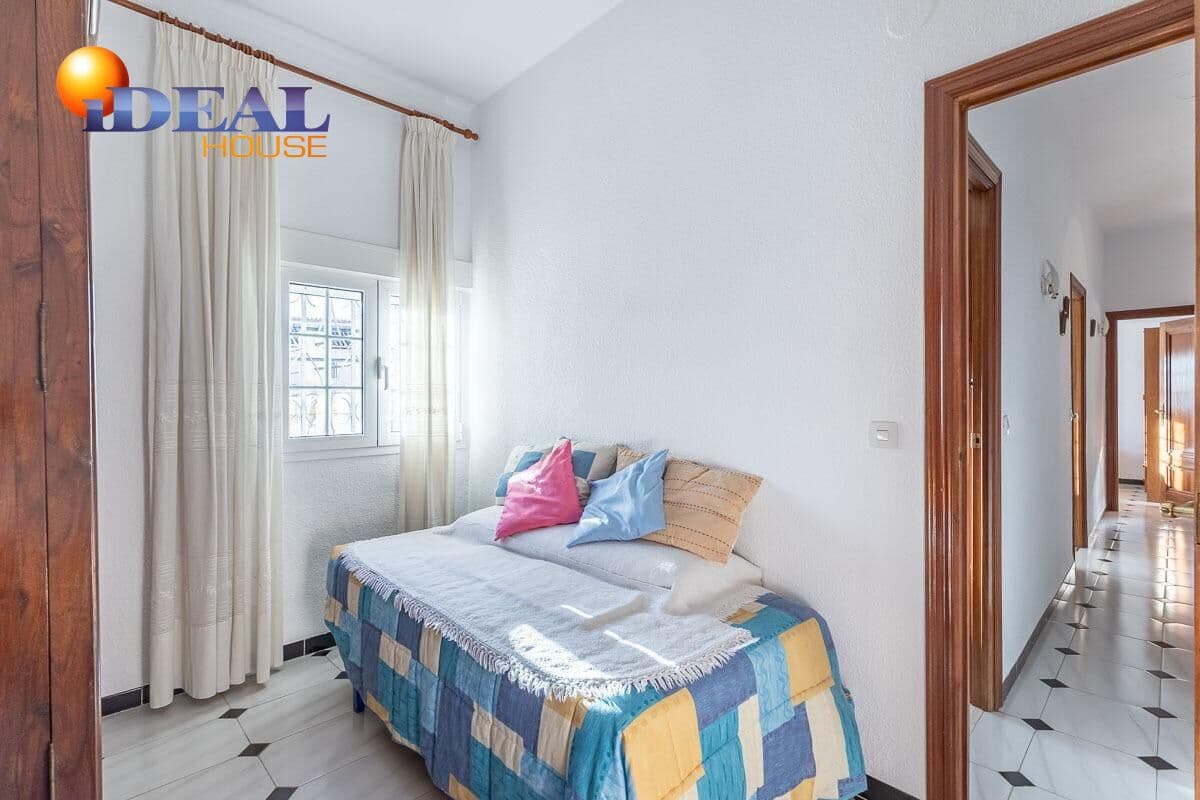 3 bedroom Villa for sale in Monachil with garage - € 289,900 (Ref: 9433934)