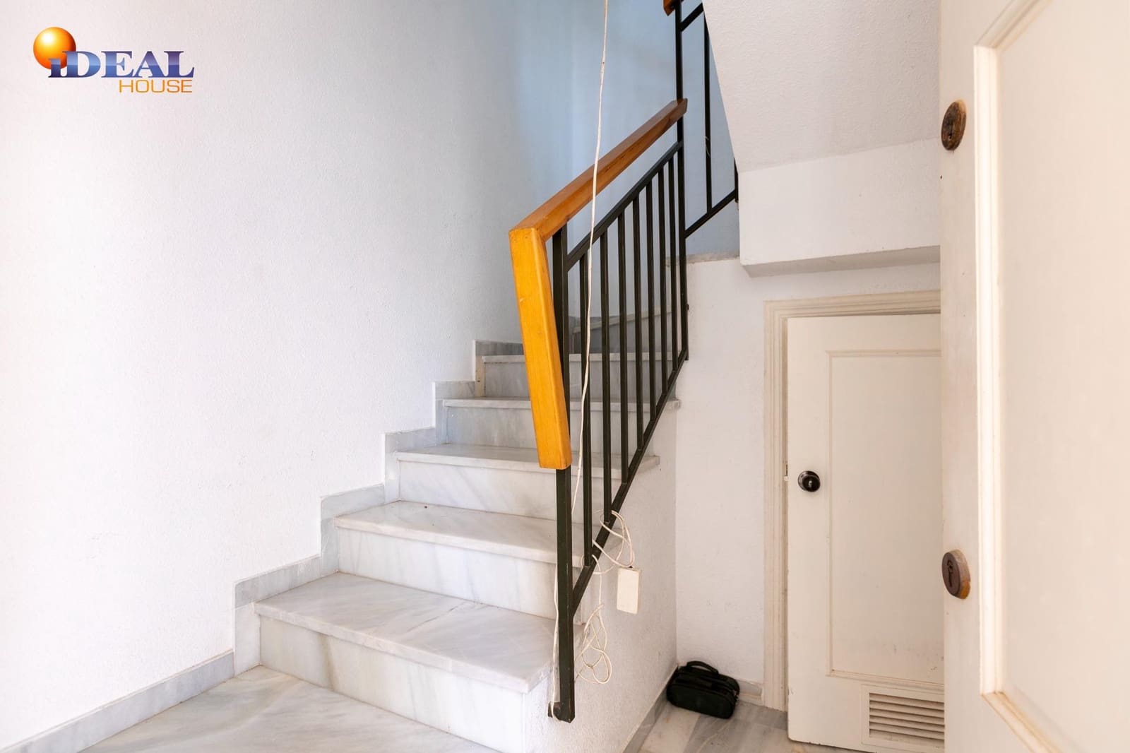 4 soverom Penthouse til salgs i Calahonda med svømmebasseng garasje - € 290 000 (Ref: 9433935)