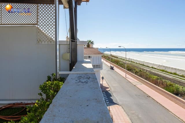 4 soverom Penthouse til salgs i Calahonda, Motril med svømmebasseng garasje - € 290 000 (Ref: 9433935)