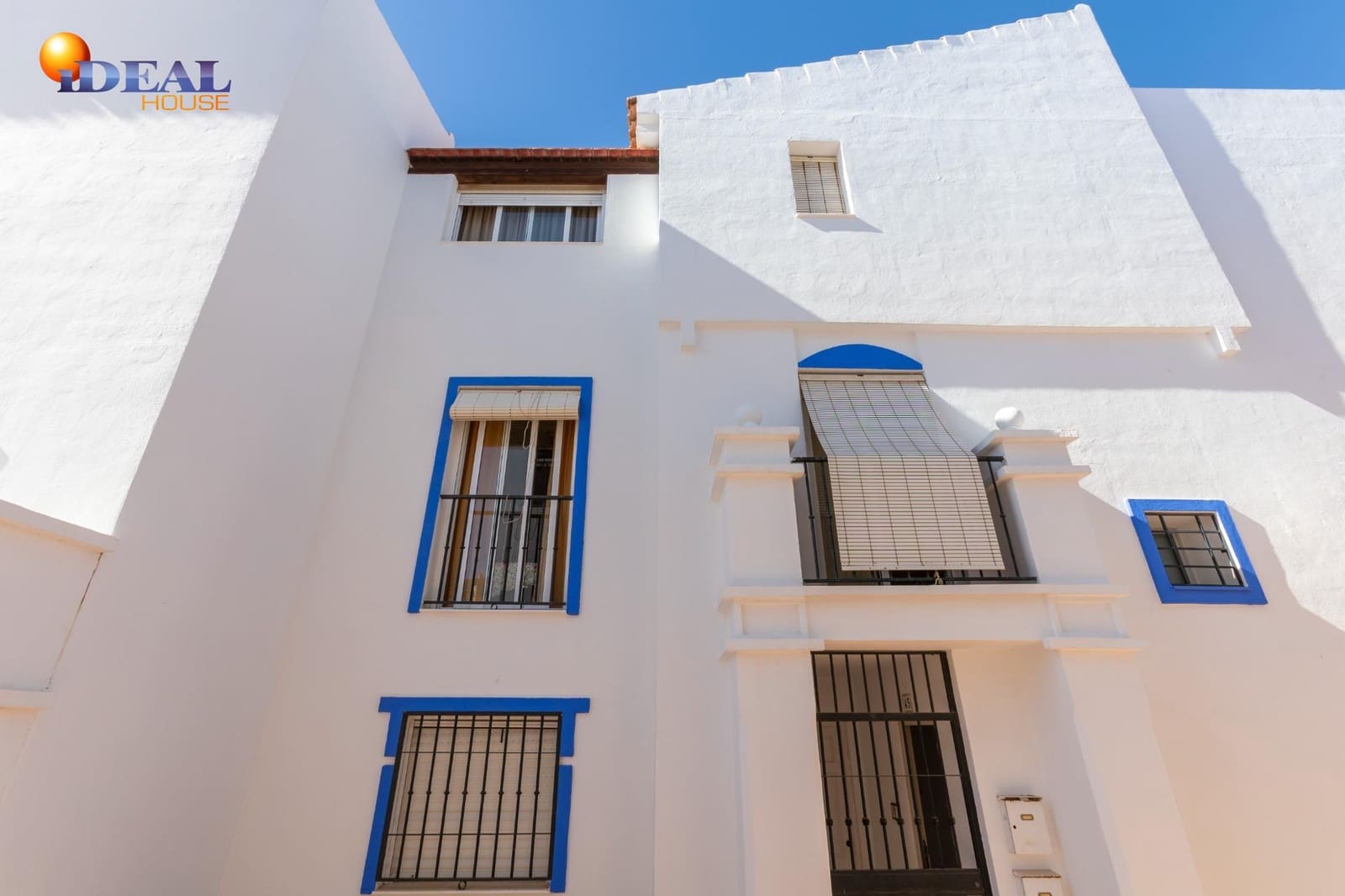 4 soverom Penthouse til salgs i Calahonda med svømmebasseng garasje - € 290 000 (Ref: 9433935)