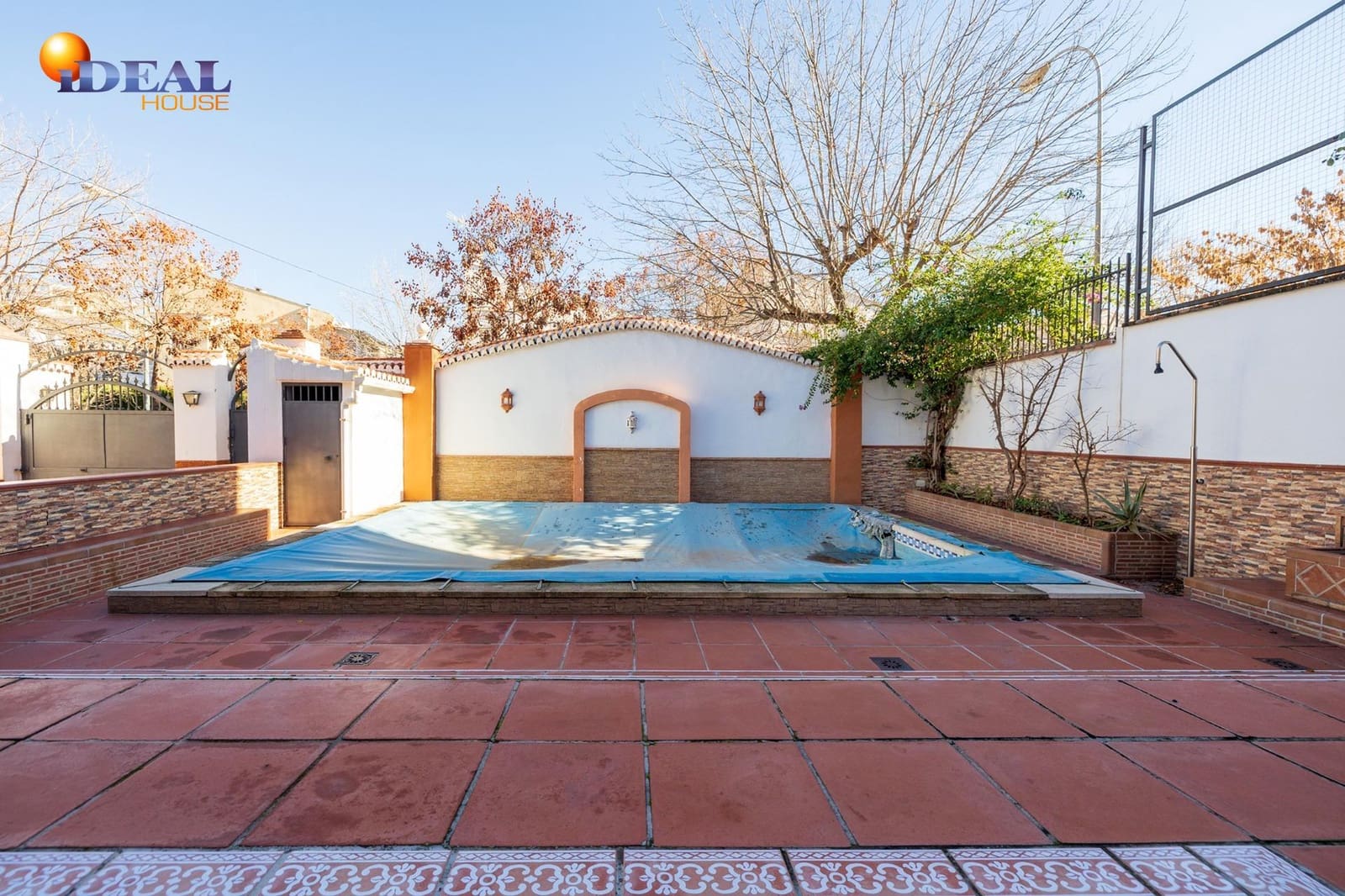 6 soverom Villa til salgs i Granada by med svømmebasseng - € 745 000 (Ref: 9433936)