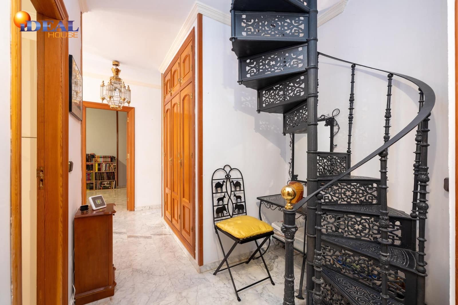 6 soverom Villa til salgs i Granada by med svømmebasseng - € 745 000 (Ref: 9433936)