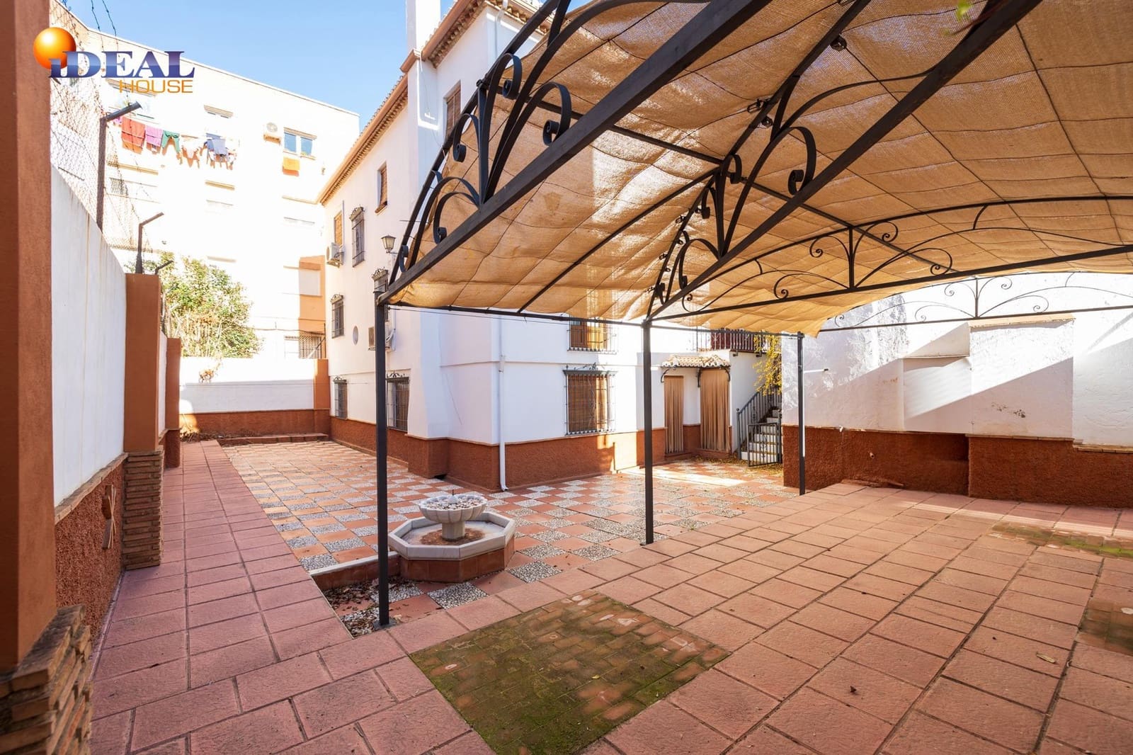 6 soverom Villa til salgs i Granada by med svømmebasseng - € 745 000 (Ref: 9433936)