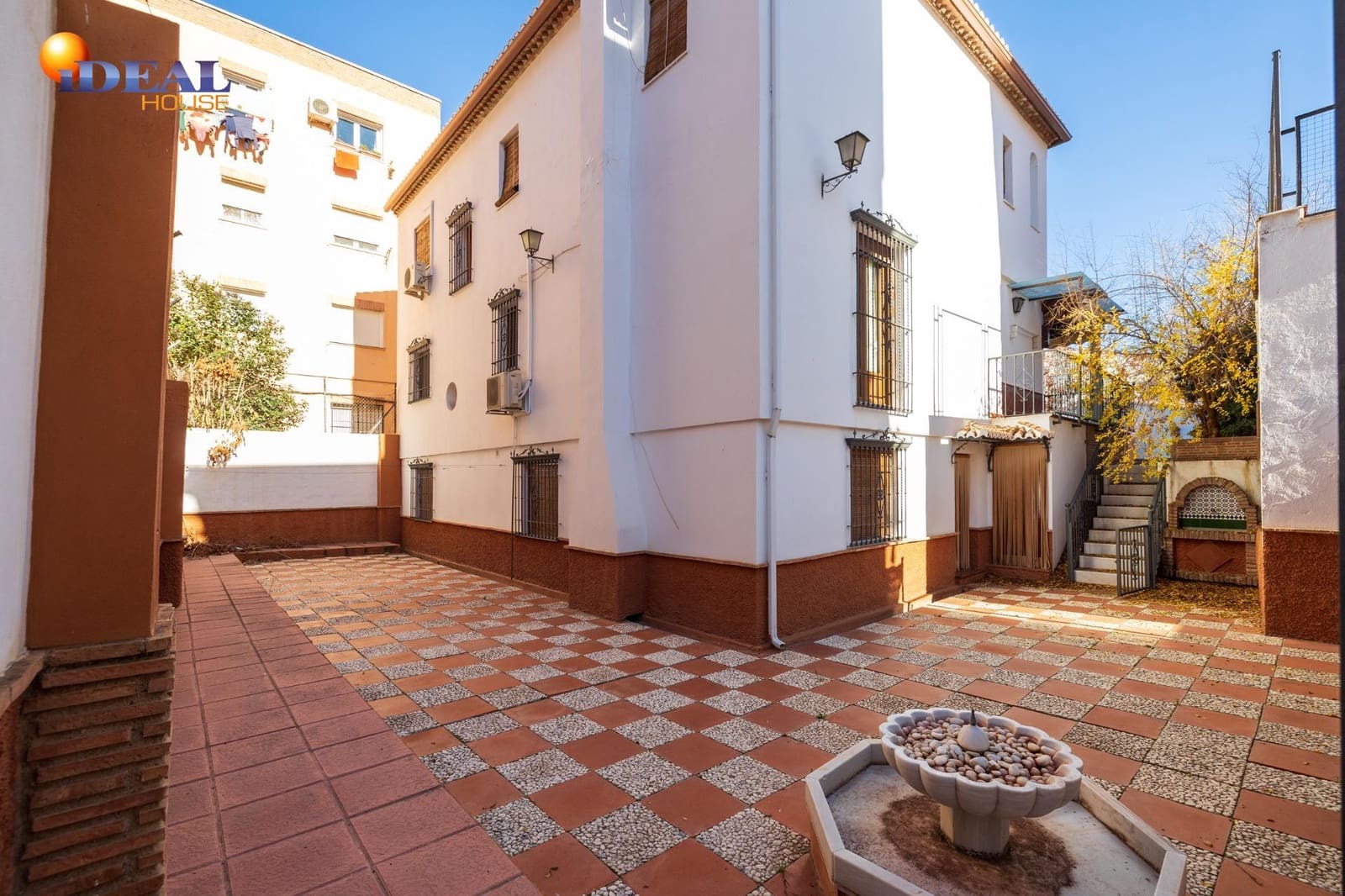 6 soverom Villa til salgs i Granada by med svømmebasseng - € 745 000 (Ref: 9433936)