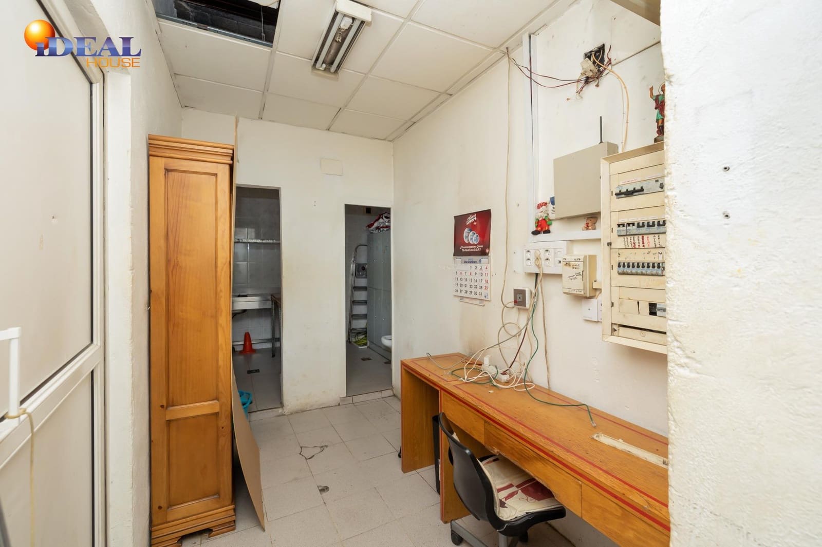 Kommersiell till salu i Gojar med garage - 259 000 € (Ref: 9433937)