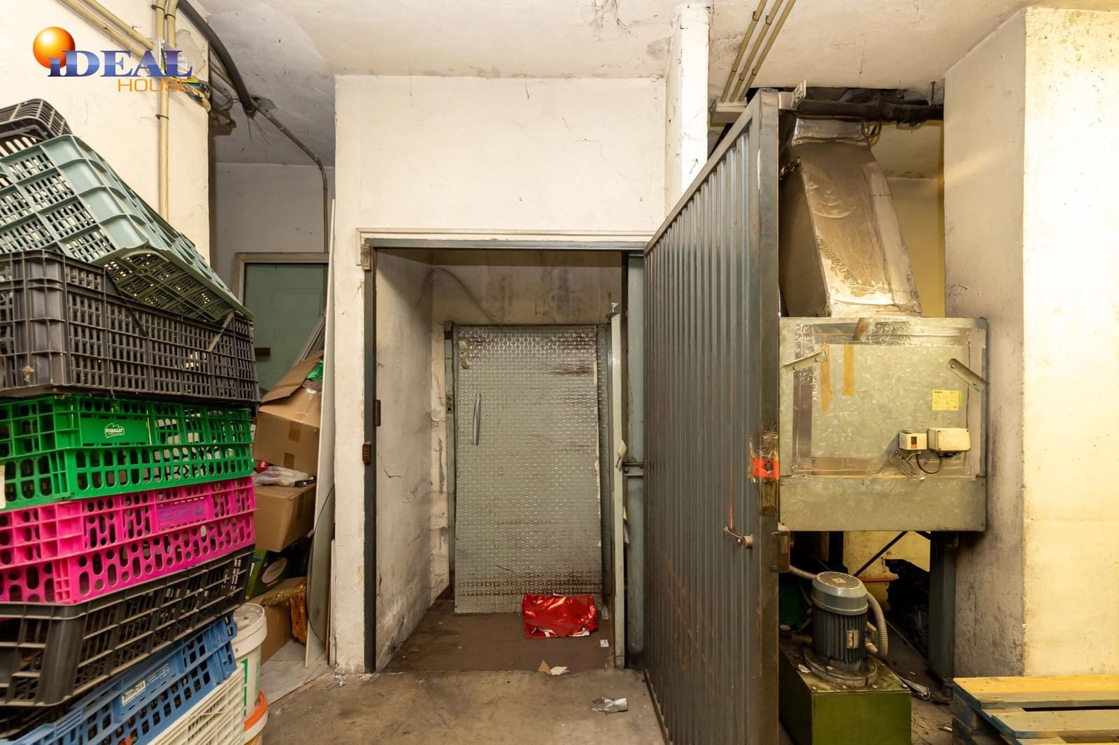 Kommersiell till salu i Gojar med garage - 259 000 € (Ref: 9433937)