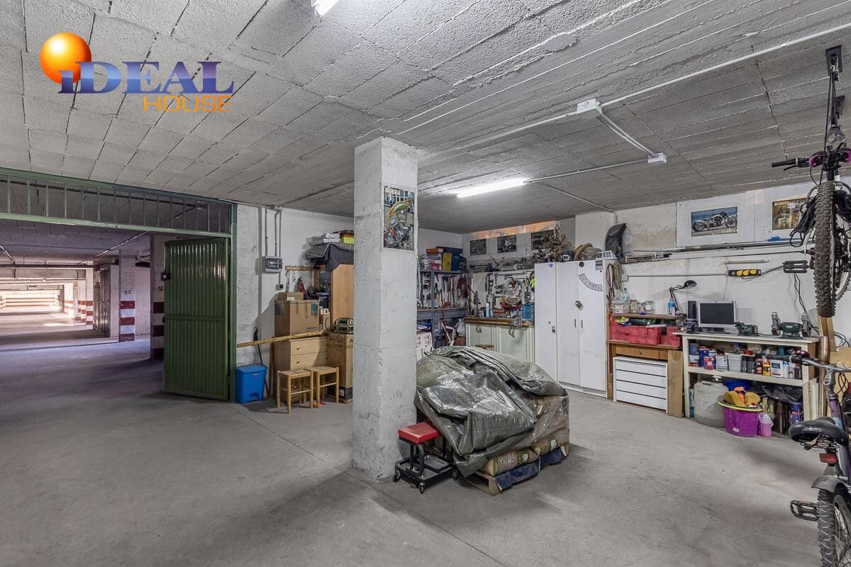 Garaje en Armilla en venta - 33.000 € (Ref: 9433940)