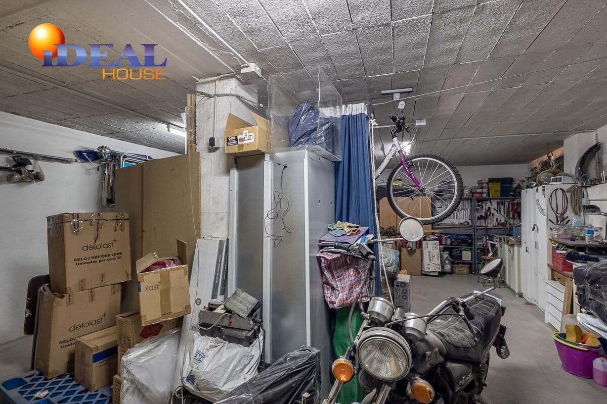 Garaje en Armilla en venta - 33.000 € (Ref: 9433940)