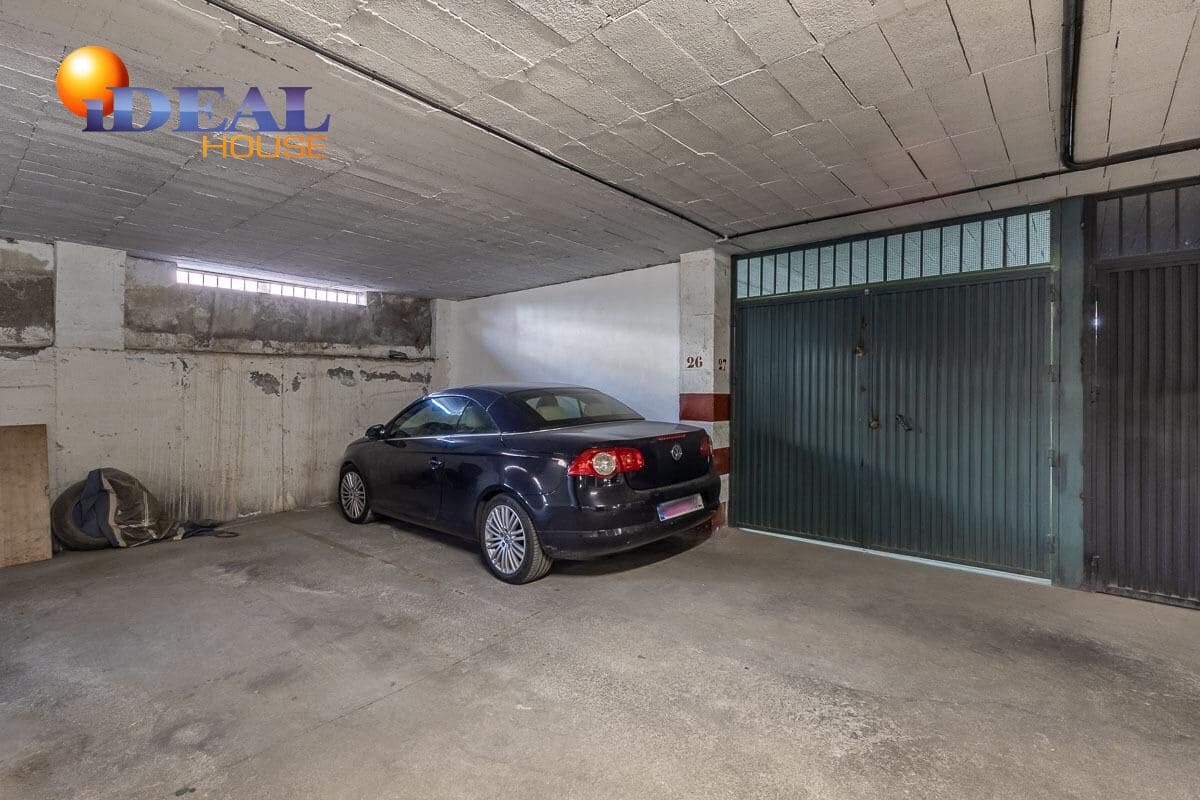 Garaje en Armilla en venta - 33.000 € (Ref: 9433940)