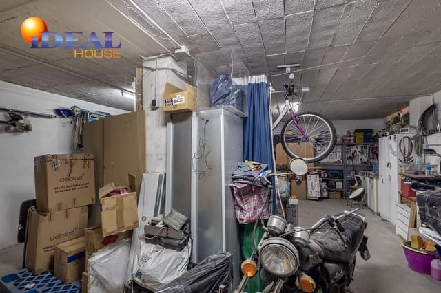 Garaje en Armilla en venta - 33.000 € (Ref: 9433940)