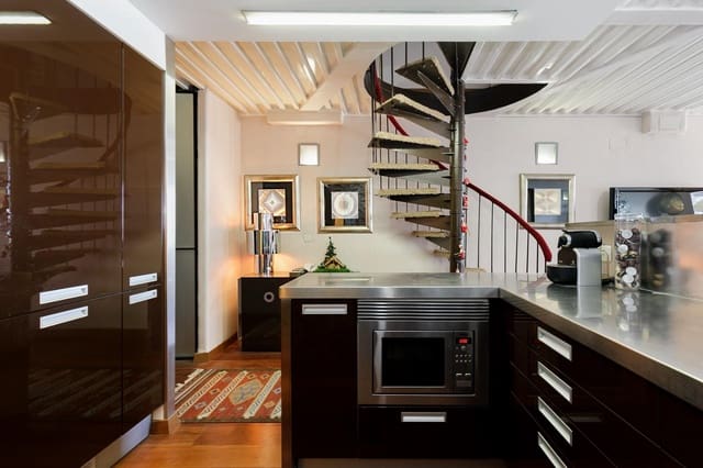 3 makuuhuone Huoneisto myytävänä paikassa Sierra Nevada, Monachil - 365 000 € (Ref: 9433941)