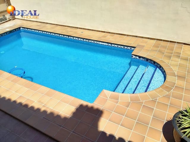 4 soverom Villa til salgs i Las Gabias med svømmebasseng garasje - € 465 000 (Ref: 9433944)