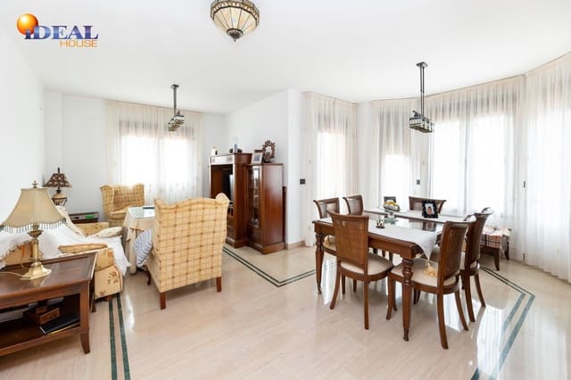 4 soverom Villa til salgs i Las Gabias med svømmebasseng garasje - € 465 000 (Ref: 9433944)