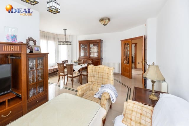 4 soverom Villa til salgs i Las Gabias med svømmebasseng garasje - € 465 000 (Ref: 9433944)