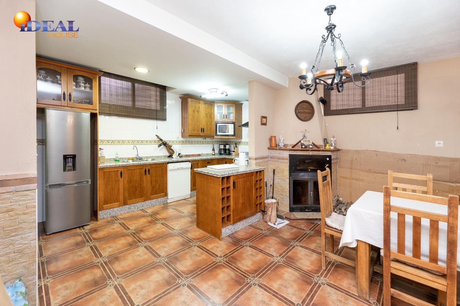 4 soverom Villa til salgs i Las Gabias med svømmebasseng garasje - € 465 000 (Ref: 9433944)