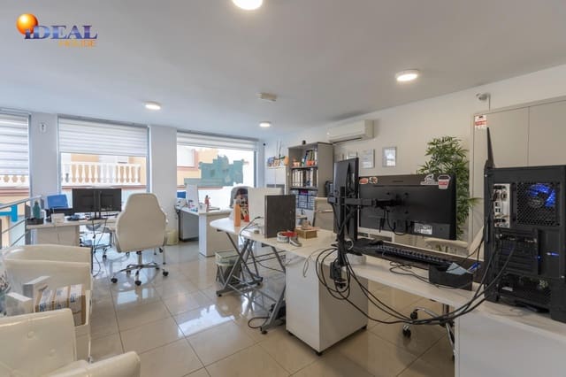 Kommersiell til salgs i Cúllar Vega - € 115 000 (Ref: 9433947)