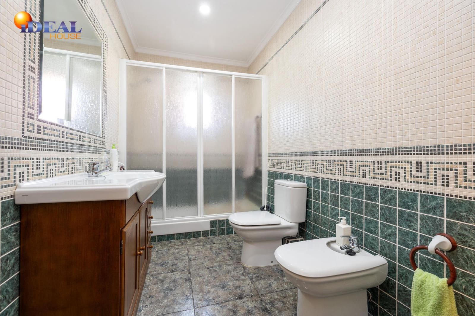 4 bedroom Terraced Villa for sale in Salar - € 148,500 (Ref: 9433949)