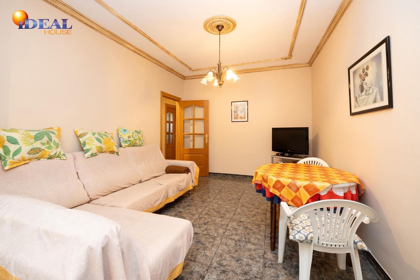 4 bedroom Terraced Villa for sale in Salar - € 148,500 (Ref: 9433949)