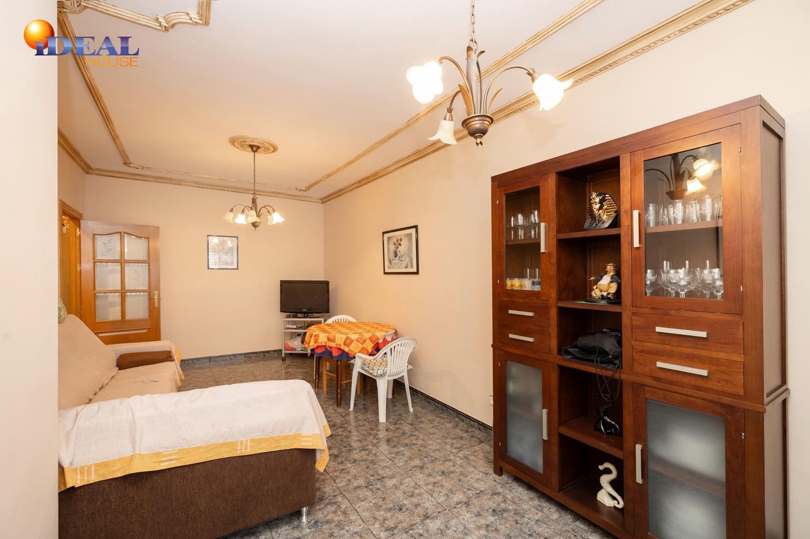 4 bedroom Terraced Villa for sale in Salar - € 148,500 (Ref: 9433949)