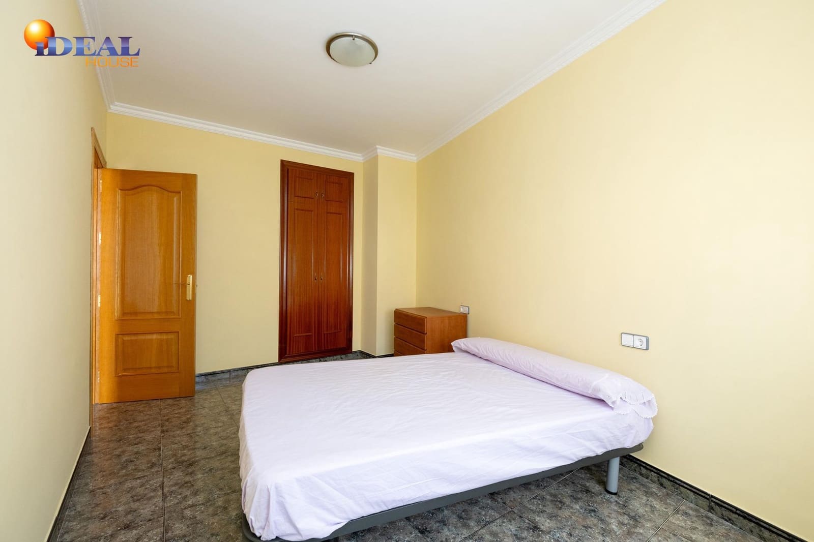 4 bedroom Terraced Villa for sale in Salar - € 148,500 (Ref: 9433949)