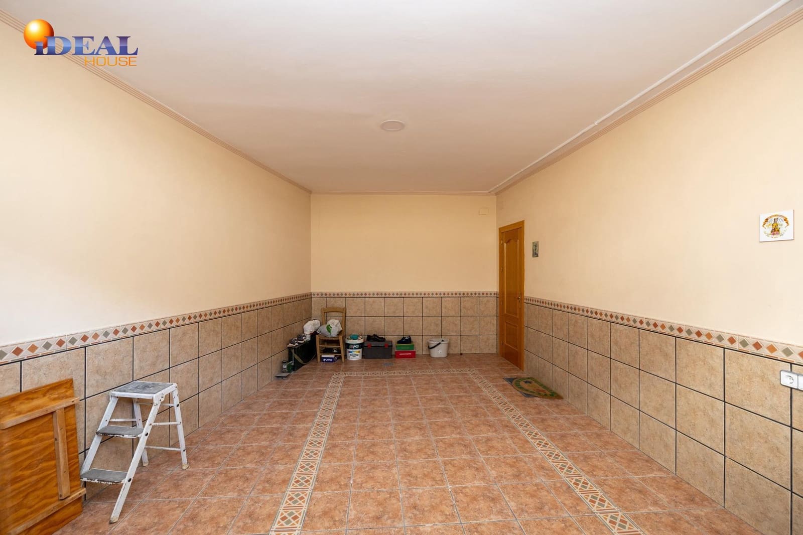 4 bedroom Terraced Villa for sale in Salar - € 148,500 (Ref: 9433949)