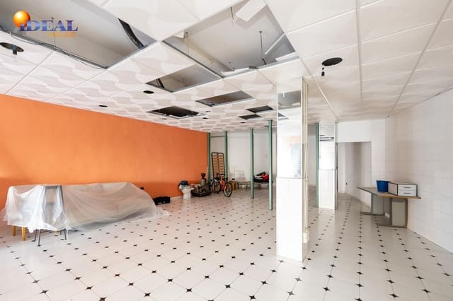 Commercieel te koop in Gójar - € 150.000 (Ref: 9433950)