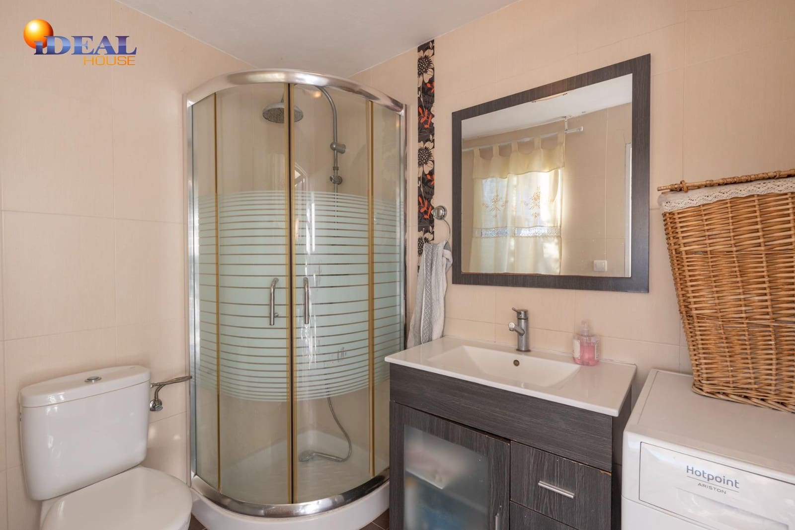 4 bedroom Townhouse for sale in Illora with garage - € 160,000 (Ref: 9433951)