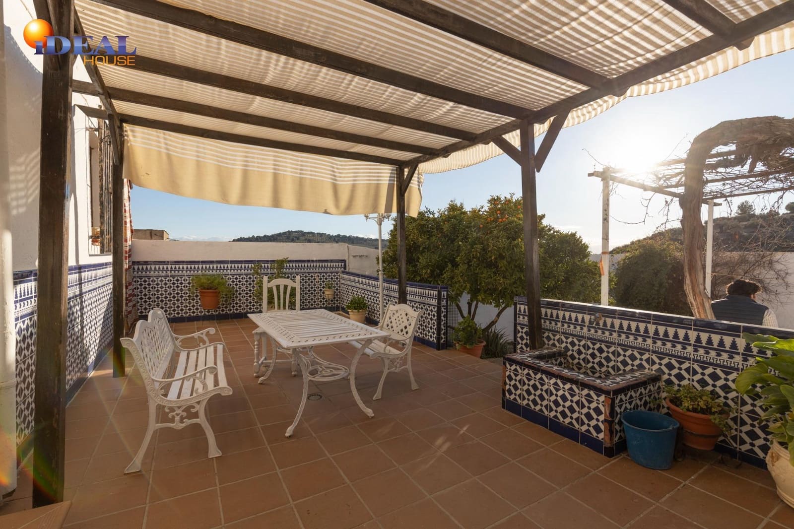 4 bedroom Townhouse for sale in Illora with garage - € 160,000 (Ref: 9433951)