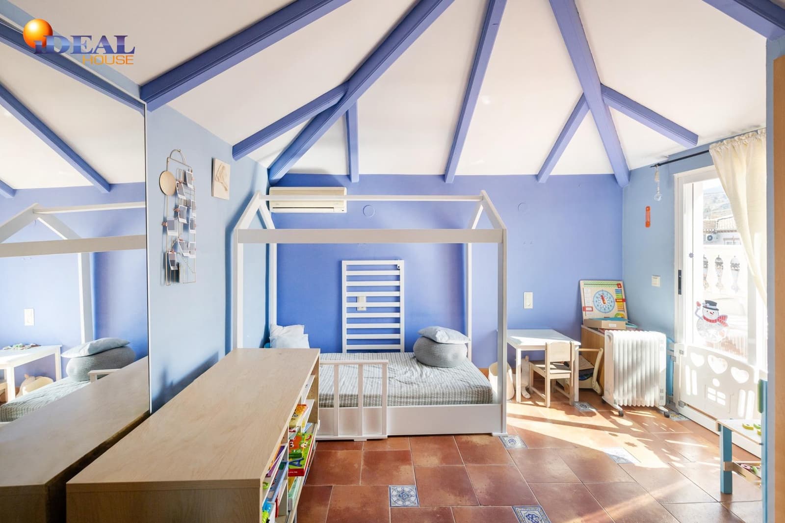 2 bedroom Penthouse for sale in La Zubia - € 169,000 (Ref: 9433952)