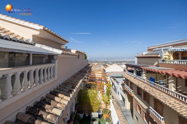 2 quarto Penthouse para venda em La Zubia - 169 000 € (Ref: 9433952)