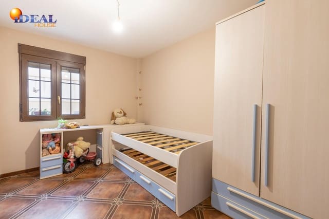 3 camera da letto Appartamento in vendita in Illora con garage - 125.000 € (Rif: 9433953)