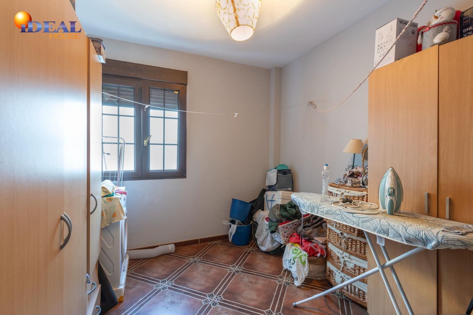 Piso de 3 habitaciones en Illora en venta con garaje - 125.000 € (Ref: 9433954)